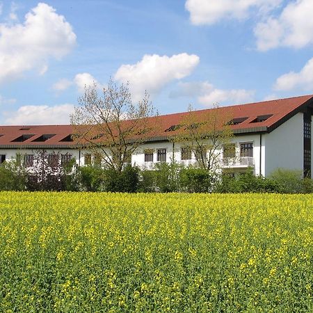 Tagungs- Und Bildungszentrum Steinbach/Taunus Steinbach im Taunus Екстериор снимка